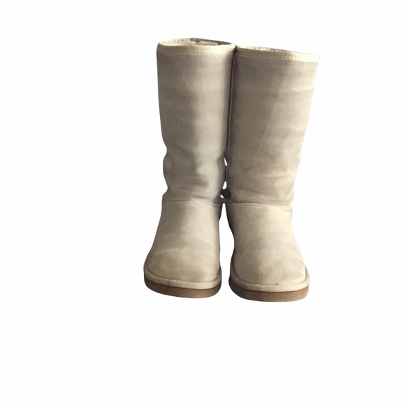 UGG Classic Tall Boot Sand Size 9 - Picture 8 of 8